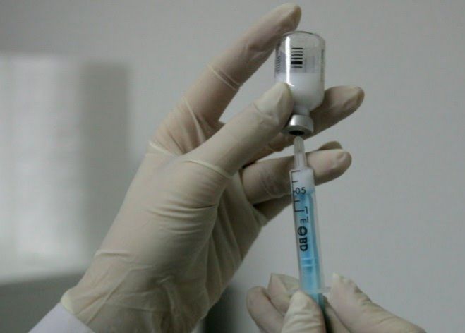 Κορωνοϊός: Πώς θα γίνει ο μαζικός εμβολιασμός - Πιλοτικές δοκιμές στα κέντρα υγείας