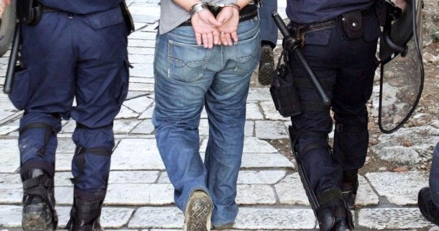 Στην Ηλιούπολη συνελήφθη 42χρονος αλλοδαπός για διαρρήξεις-κλοπές από οικίες στα νότια προάστια