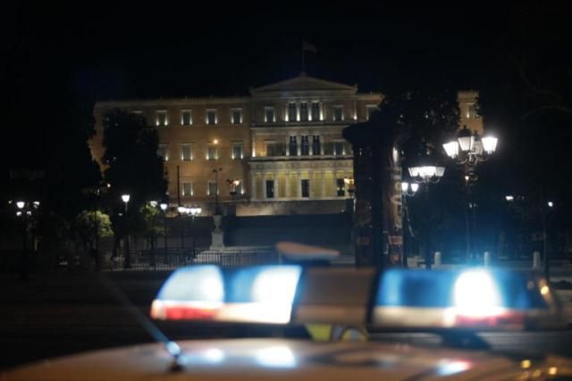 Θύμα ληστείας 27χρονος – Τον μαχαίρωσαν στο κέντρο της Αθήνας