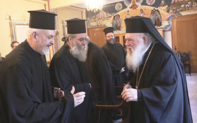 Πέρασε της Εκκλησίας! Στο δημόσιο οι ιερείς -  Θα πληρώνονται από το Ταμείο Μισθοδοσίας της Εκκλησίας της Ελλάδος