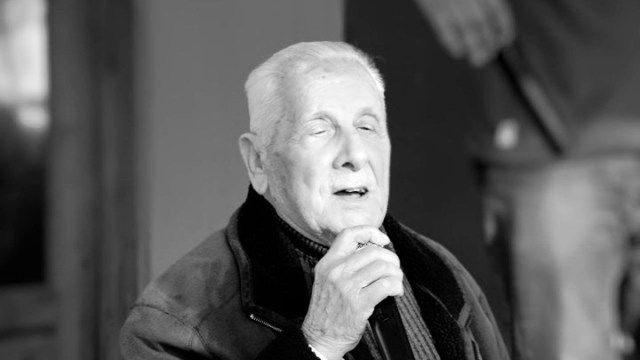 Πέθανε ο θρύλος του δημοτικού τραγουδιού Δημήτρης Ζάχος
