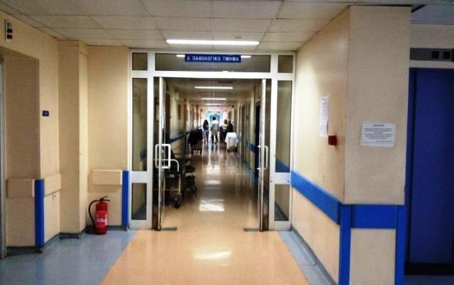 Αποκλειστική έπεσε από τον πρώτο όροφο στο νοσοκομείο Νίκαιας!