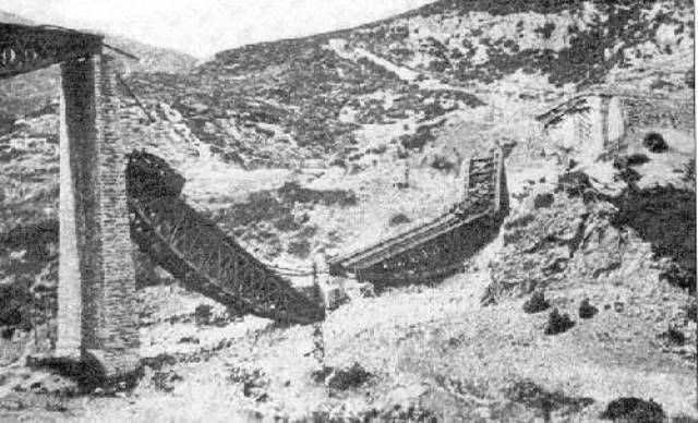 25 Νοεμβρίου 1942 - Η ανατίναξη της γέφυρας του Γοργοπόταμου και η σημασία της.  (του Περικλή Καπετανόπουλου)