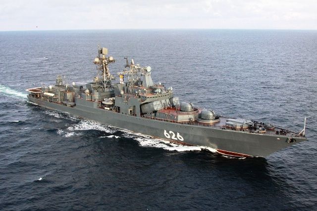 Επίσκεψη ρωσικού πολεμικού πλοίου στον Πειραιά.