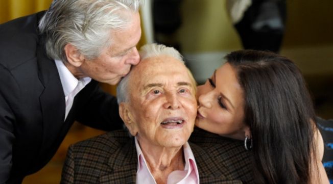 Πέθανε σε ηλικία 103 ετών ο θρύλος του Χόλιγουντ, Κερκ Ντάγκλας