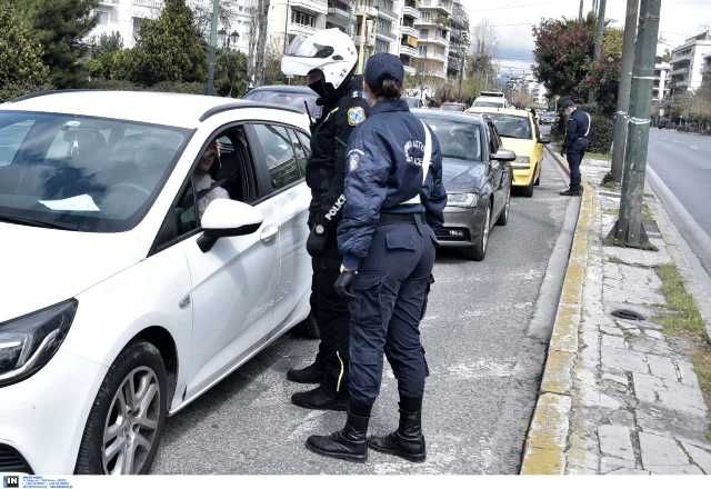 Ελληνικό δαιμόνιο: «Ξαφνικά την Παρασκευή έσπασαν τα υδραυλικά σε χιλιάδες σπίτια»
