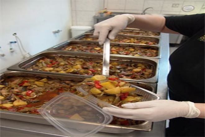Δήμος Ηλιούπολης: ''200 γεύματα - ωφελούμενοι στο έκτακτο Πρόγραμμα Σίτισης που οργανώνει η Περιφέρεια με το υπουργείο Εσωτερικών''