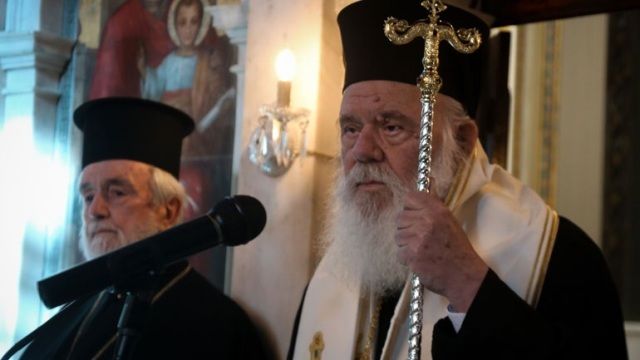 Ο Αρχιεπίσκοπος ζητεί το άνοιγμα των εκκλησίων