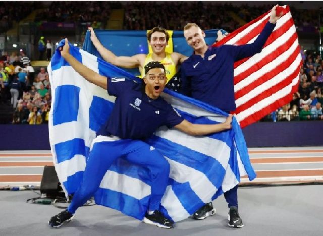 Ο Εμμανουήλ Καραλής κατέκτησε το χάλκινο μετάλλιο στο επί κοντώ του παγκοσμίου πρωταθλήματος κλειστού στίβου της Γλασκώβης