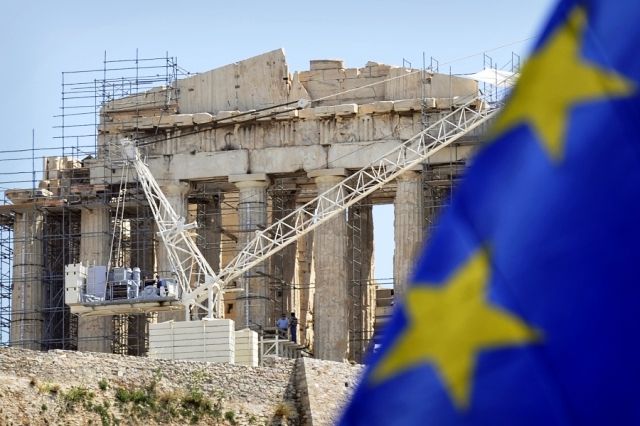 Le Monde: Το περίεργο παιχνίδι του ΔΝΤ στην ελληνική κρίση