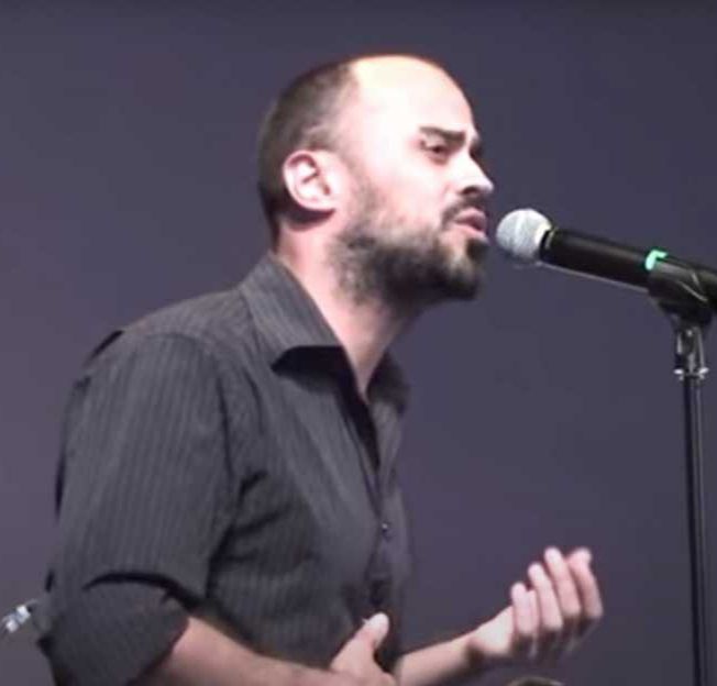 ''Εφυγε'' ο τραγουδιστής Δημήτρης Σαμαρτζής σε ηλικία 38 ετών
