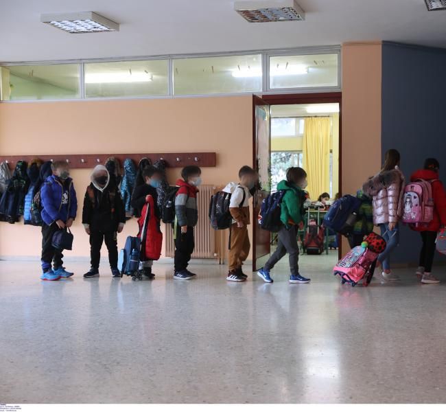 Κρούσματα σε σχολεία - Ηλιούπολη: 22 παιδιά με κορονοϊό πήγαν κανονικά για μάθημα