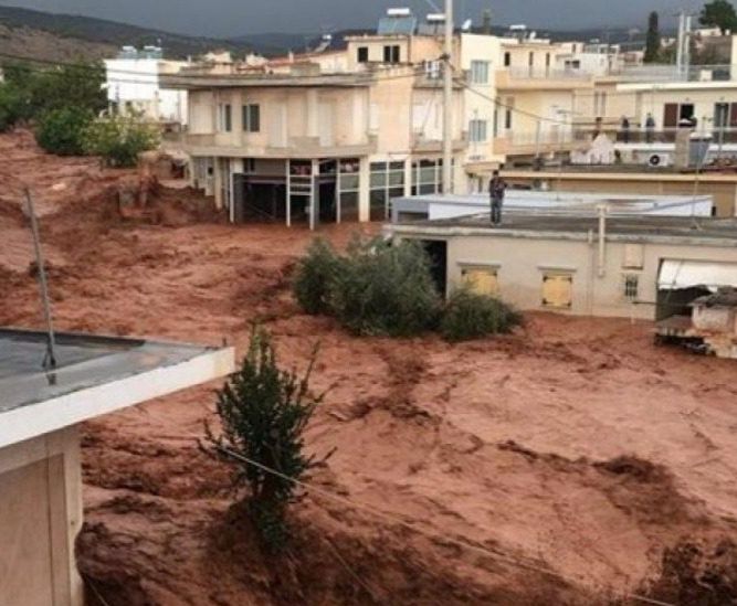 Αθώα η Ρένα Δούρου, ένοχη η δήμαρχος για την φονική πλημμύρα στη Μάνδρα