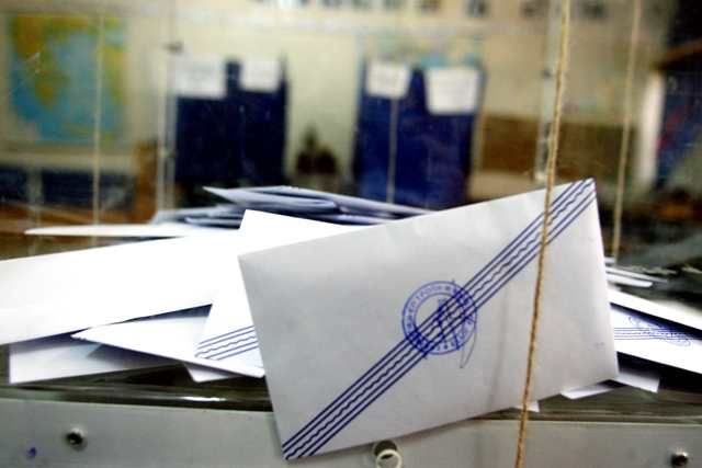 Εκλογές: Τρεις περιφέρειες χάνουν από μία έδρα -Αστάθμητος παράγοντας η απογραφή