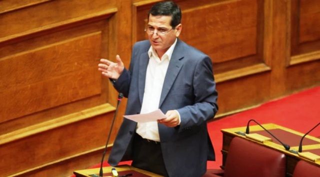 Πέθανε ο πρώην βουλευτής του ΚΚΕ, Θόδωρος Ιγνατιάδης, σε ηλικία 57 ετών.