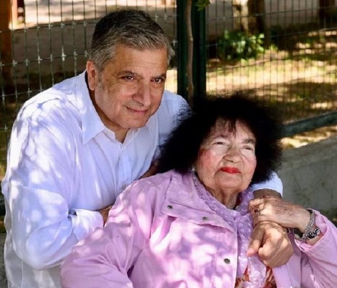 Πένθος για τον Γιώργο Πατούλη: Πέθανε η μητέρα του - ''Καλό ταξίδι ηρωίδα μάνα μου''