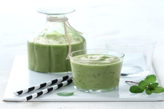 Η συνταγή της ημέρας: ''Το πράσινο smoothie: με αγγούρι, αβοκάντο, ακτινίδια και χυμό μήλου''