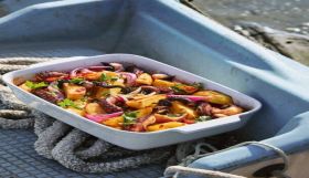 Η συνταγή της ημέρας, Σάββατο 21 Φεβρουαρίου 2026: ''Χταπόδι με πατάτες στην κατσαρόλα''