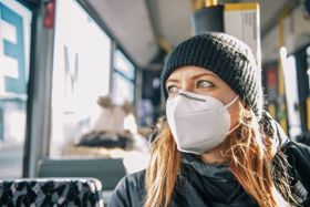 Υποχρεωτική η μάσκα στα Μέσα Μαζικής Μεταφοράς - Ποιο είναι το πρόστιμο