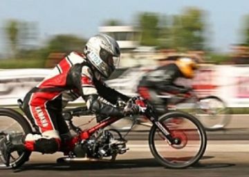 Ενας νεκρός και ένας τραυματίας σε αγώνες dragster στο Ελληνικό