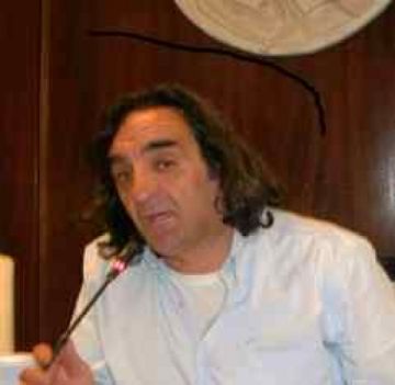 ΣΥΓΚΟΙΝΩΝΟΥΝΤΑ ΔΟΧΕΙΑ ΚΕΝΤΡΙΚΗ ΚΑΙ ΔΗΜΟΤΙΚΗ ΕΞΟΥΣΙΑ