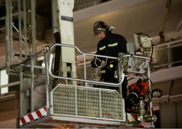 Μόνο στο σπίτι ήταν το 13 μηνών βρέφος που πέθανε στην πυρκαγιά στην Βάρκιζα.