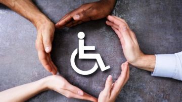 ΑΜΕΑ: Έρχονται τα ''ψηφιακά ΚΕΠΑ'' και η Κάρτα Αναπηρίας