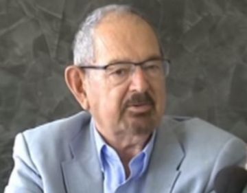 Πέθανε ο αδερφός της Αλίκης Βουγιουκλάκη, Τάκης.